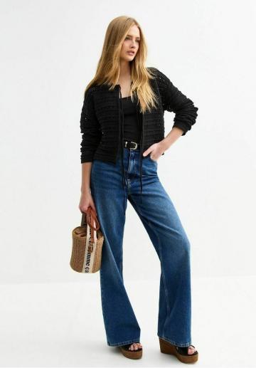 Вязаная кофта