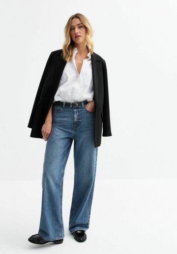 Свободные джинсы