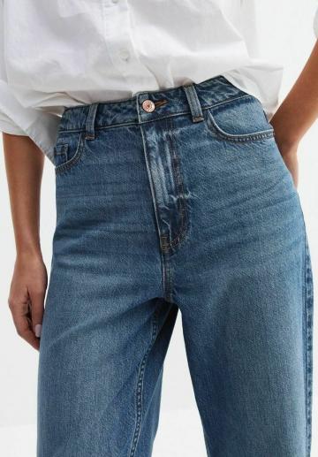 Свободные джинсы