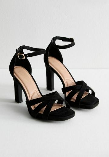 Босоножки на платформе