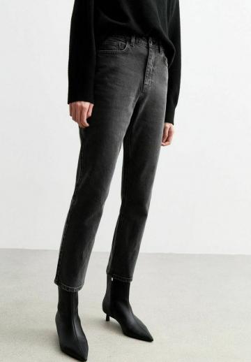 Короткие джинсы