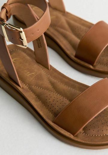 Босоножки на платформе