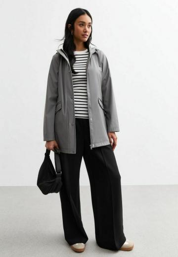 Куртка дождевик