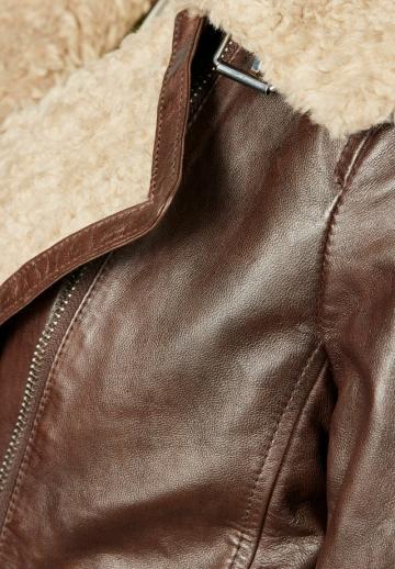 Кожаная куртка