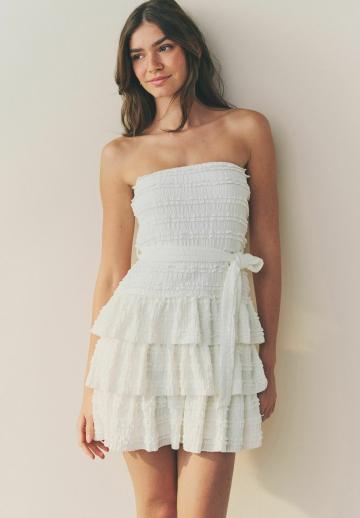 Платье без бретелек