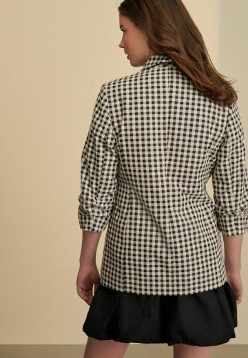 Короткое пальто