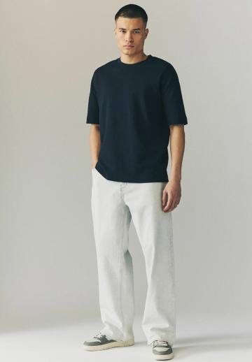 Прямые джинсы