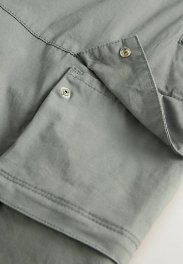 Брюки с накладными карманами