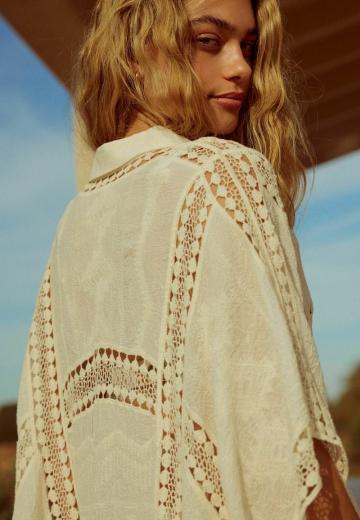 Короткая куртка