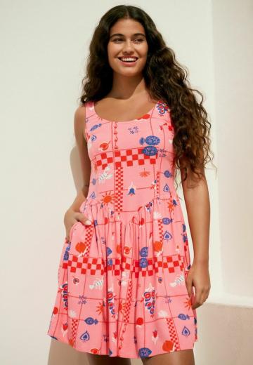 Короткое платье