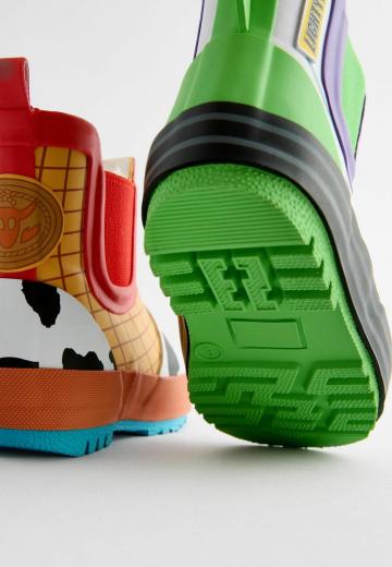 Резиновые сапоги