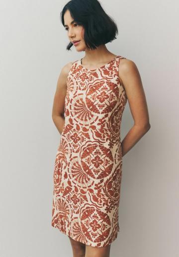 Короткое платье