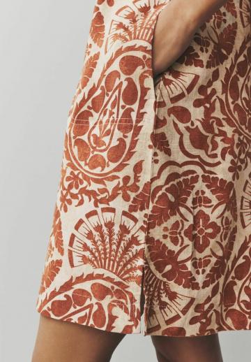 Короткое платье