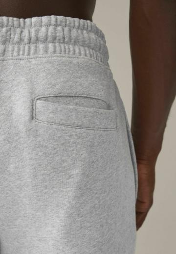 Спортивные штаны