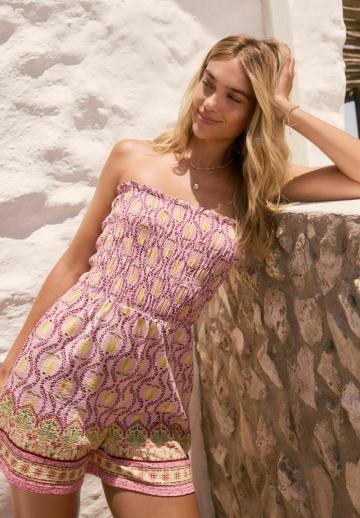 Платье без бретелек