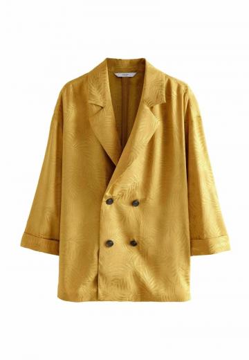 Короткое пальто