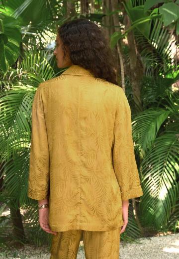 Короткое пальто