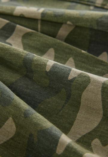 Юбка с накладными карманами