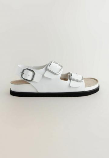 Босоножки на платформе