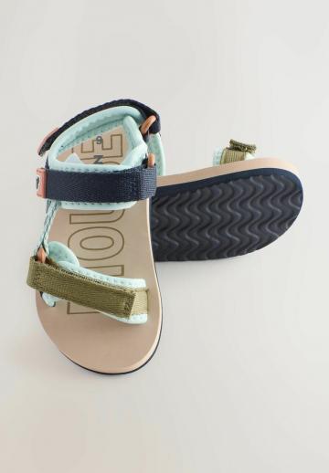 Детская обувь