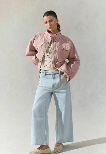 Куртка с накладнымит карманами