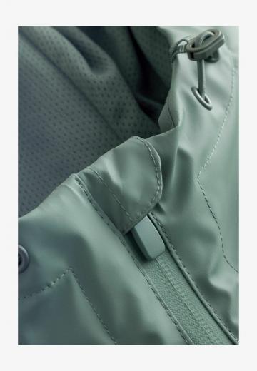 Куртка-дождевик