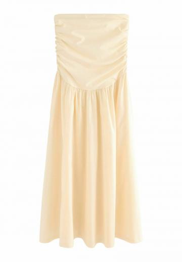 Платье без бретелек