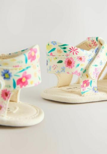 Детская обувь