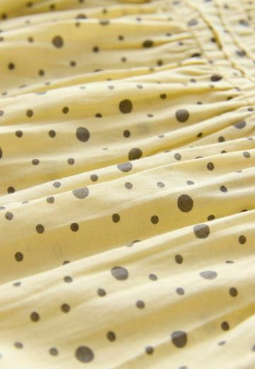 Блузка без рукавов