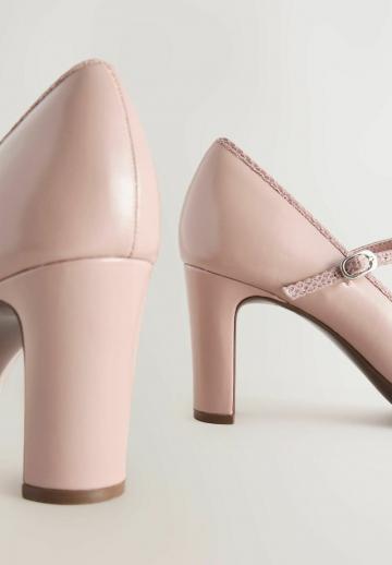 Туфли с ремешком