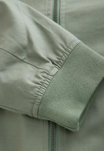 Куртка бомбер