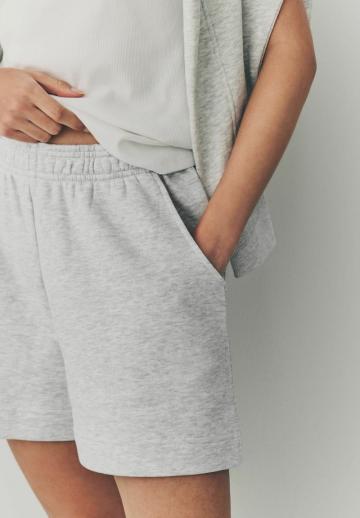 Спортивные штаны