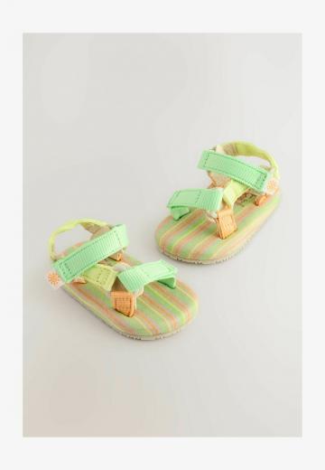 Детская обувь