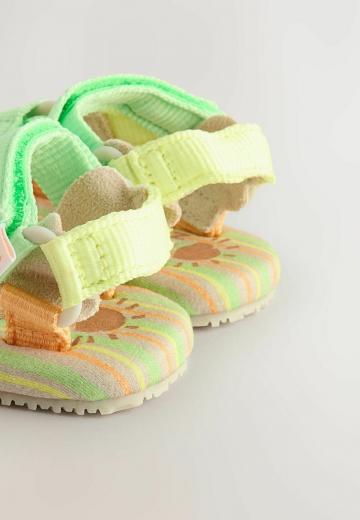 Детская обувь