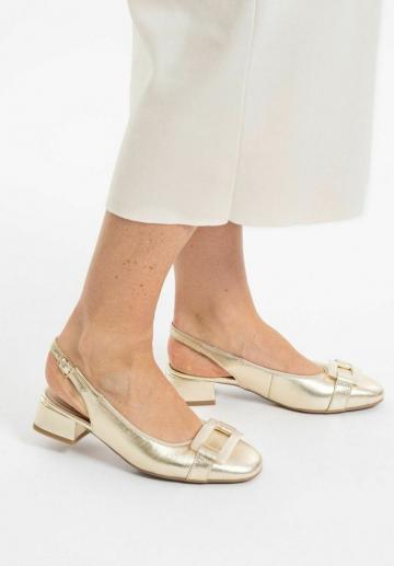 Гандбольные кроссовки