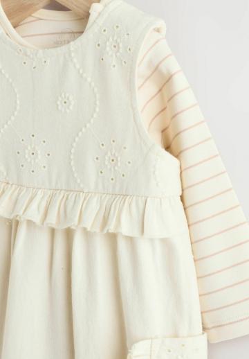 Набор одежды