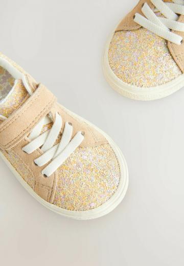 Детская обувь