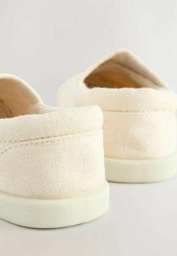 Детская обувь