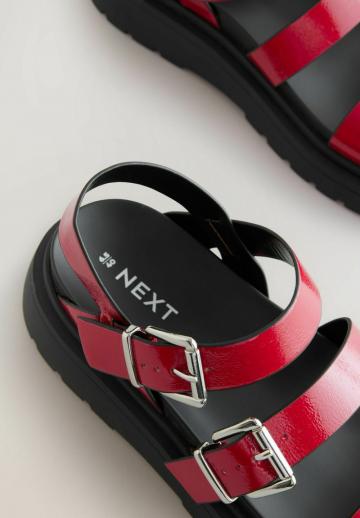 Босоножки на платформе