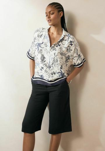 Атласная блузка
