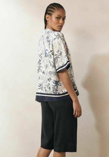 Атласная блузка