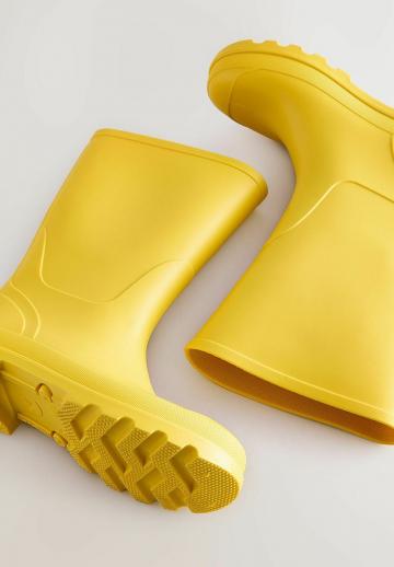 Резиновые сапоги