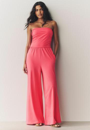 Платье без бретелек