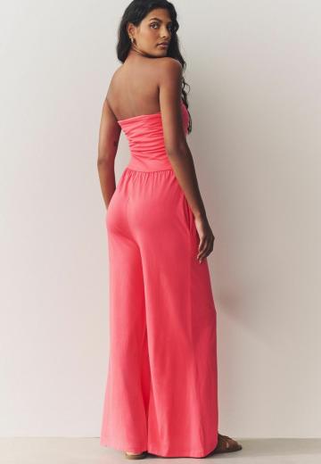 Платье без бретелек