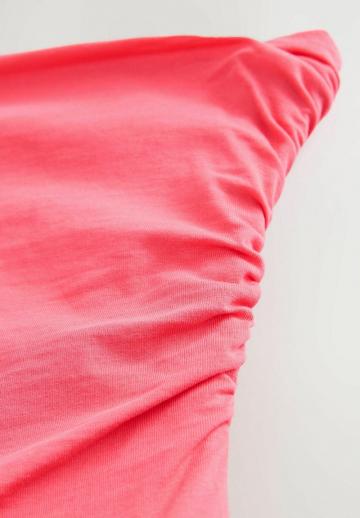 Платье без бретелек