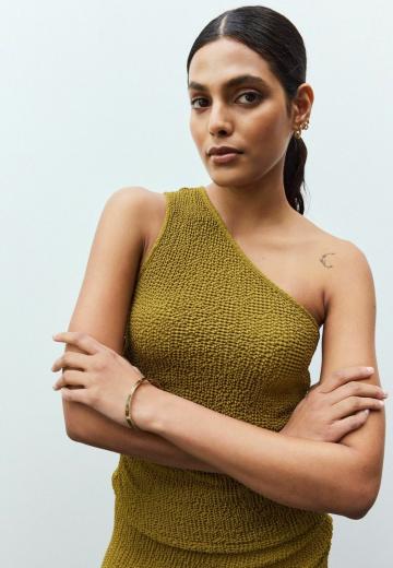 Топ на одно плечо