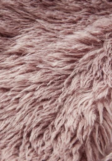 Пуховой жилет