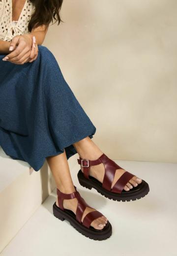 Босоножки на платформе