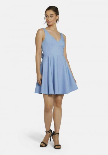 Короткое платье