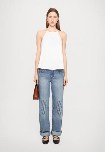 Топ на бретельках